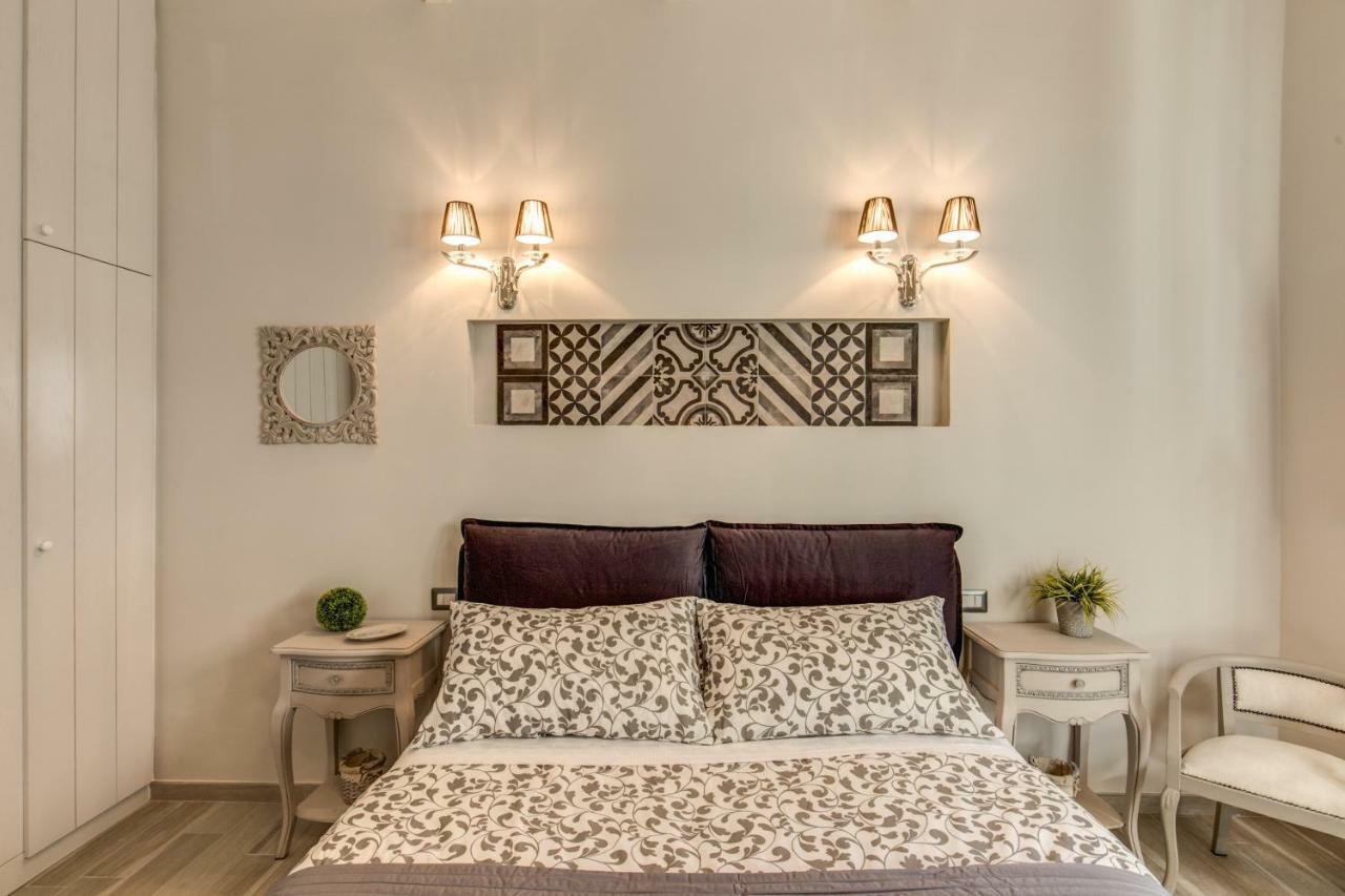 Vatican Sweet Home — Foto 1